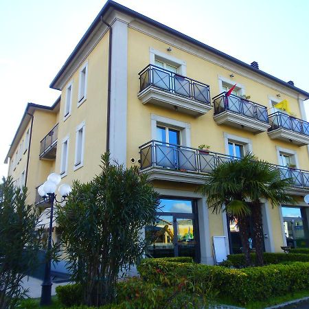 Albergo Sirena Bazzano Dış mekan fotoğraf